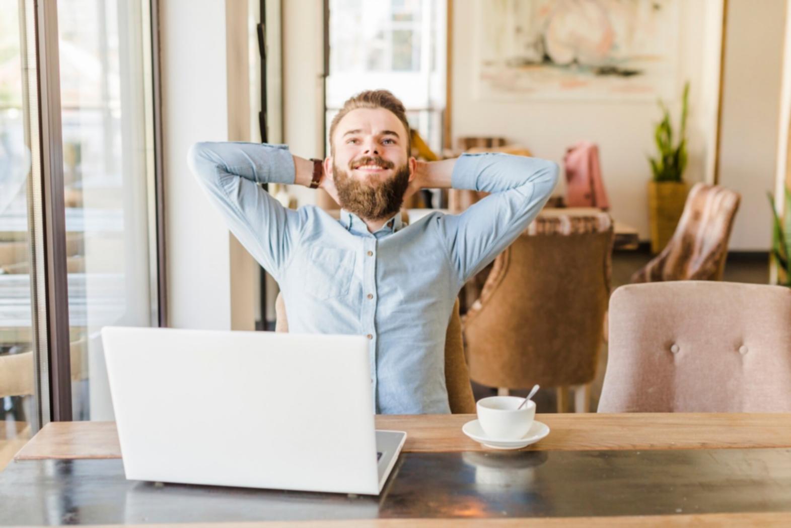 Unser Team bei der Budgetanalyse mit modernen Analysemethoden